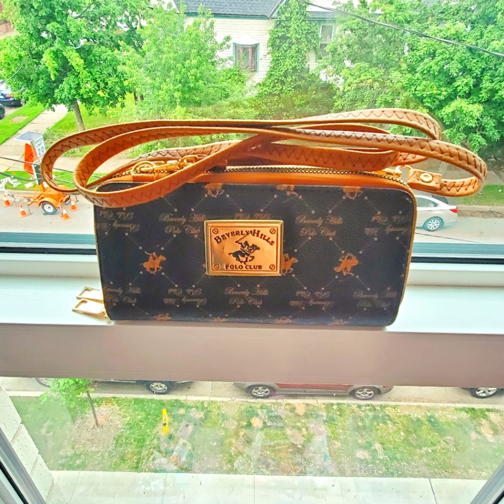 Beverly Hills Polo Club Clutch Wallet  New